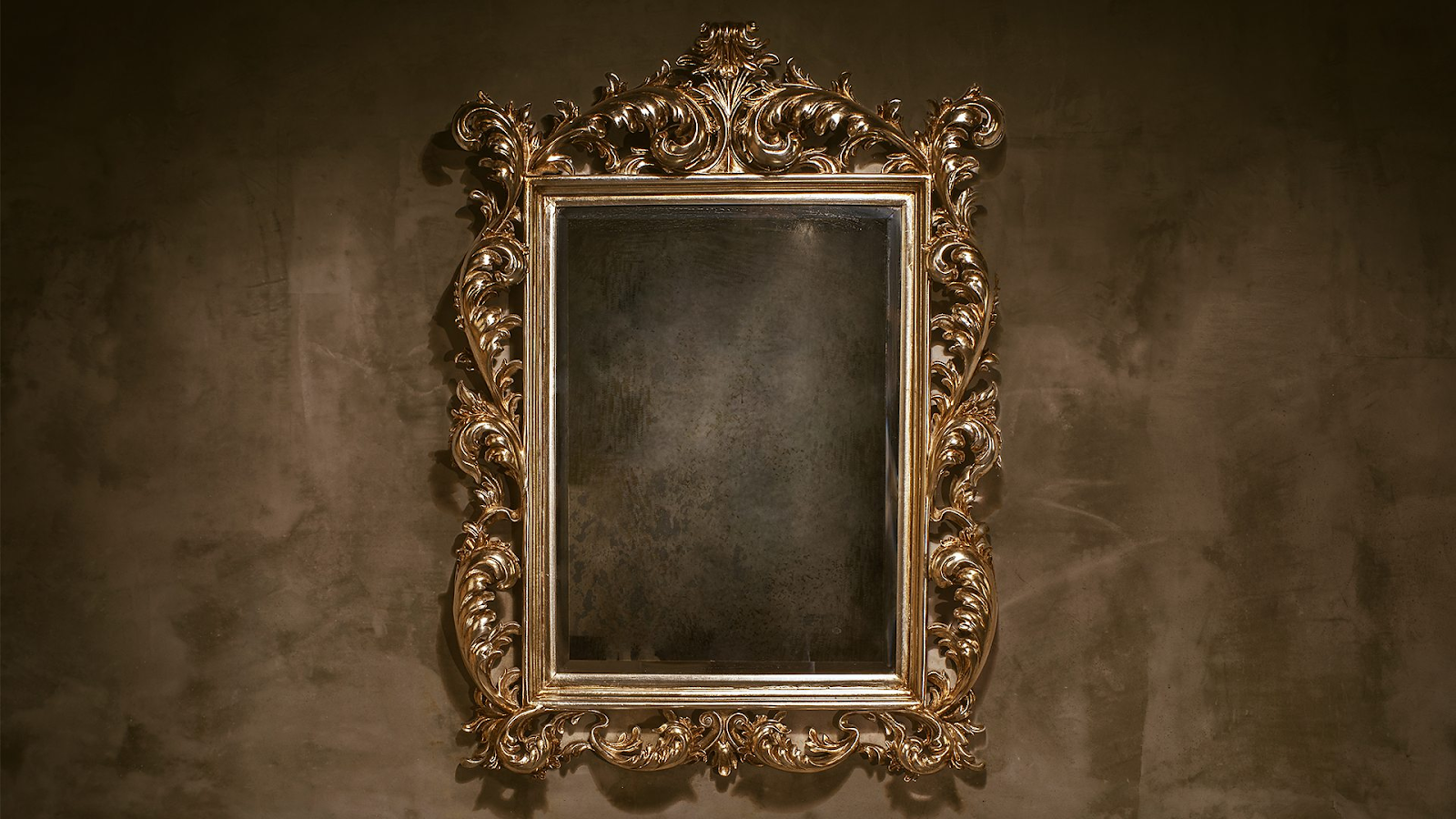 Antique and Vintage Wood Mirrors